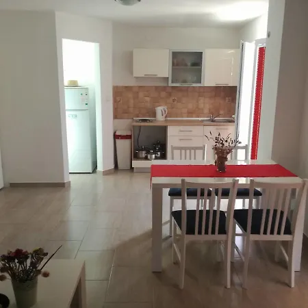 Apartment Nada 2